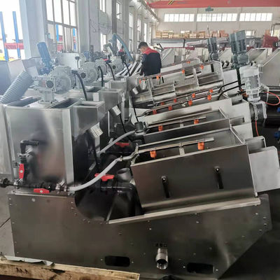 Pemisahan Cairan Padat SS304 Spiral Sludge Dewatering Machine Jenis Sekrup Otomatis