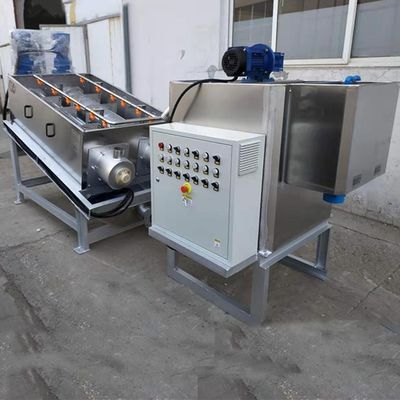 SS304 Screw Type Sludge Dehydrator Pasture Sewage Treatment Otomatis 3m3 / H