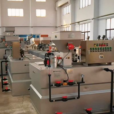 2000L / H PAM Sistem Dosis Otomatis Klorida Flokulan Asam Basa Dosis Peralatan