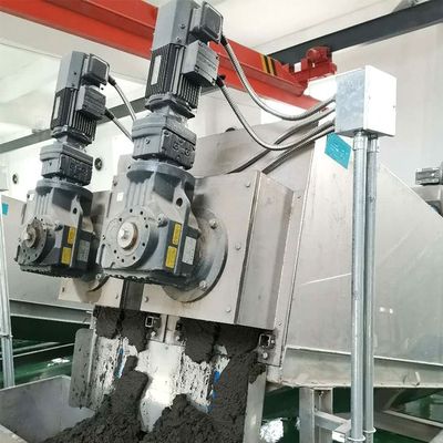 15m3 / H spiral mesin dewatering lumpur pabrik makanan peralatan dewatering lumpur