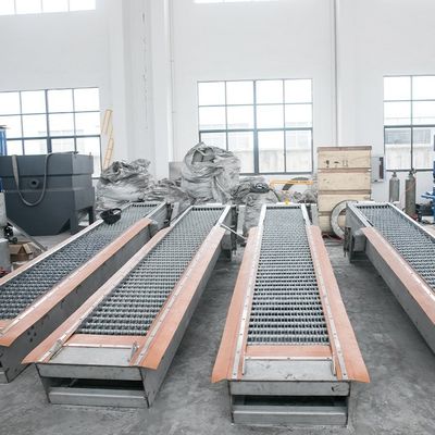 Peralatan Pengolahan Limbah Stainless Steel Rotary Tooth Harrow Grille