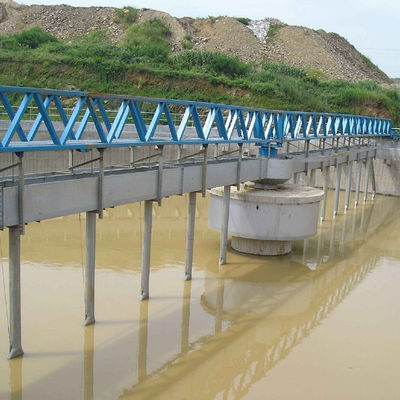 304 Stainless Steel Bridge Style Sludge Scraper Mesin Pengikis Lumpur Tangki Flotasi Udara