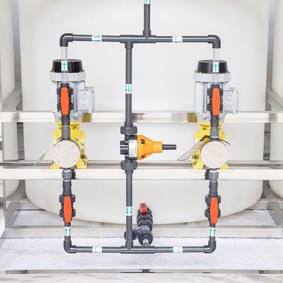 Mesin Dosis Otomatis Penuh 4500L/H Melarutkan Pencampuran Terpadu