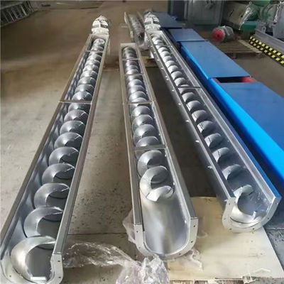 Konveyor Sabuk Sekrup baja Karbon yang dapat disesuaikan U jenis pengumpan bubuk kering Panjang 7m