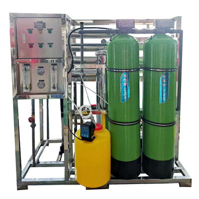 Peralatan Sistem Pemurnian Air Reverse Osmosis ISO9001 500lph Untuk Minum