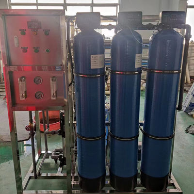 Peralatan Sistem Pemurnian Air Reverse Osmosis ISO9001 500lph Untuk Minum