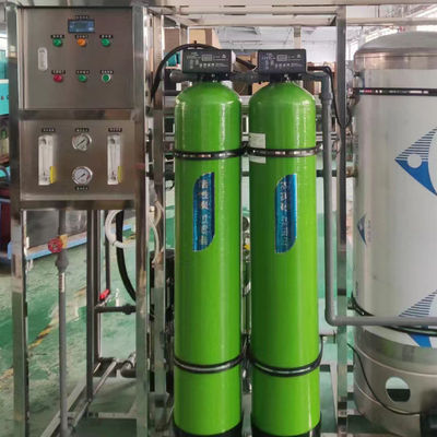 Model eksplosif 1000L/H Peralatan reverse osmosis industri SS304