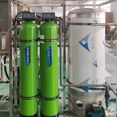 Model eksplosif 1000L/H Peralatan reverse osmosis industri SS304