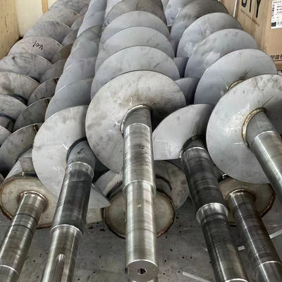 Konveyor Sekrup Tanpa Poros Baja Karbon 50m3 / H Konveyor Spiral Stainless Steel Otomatis