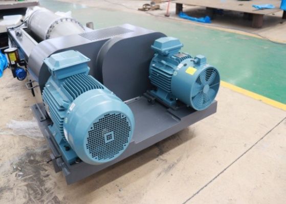 Sentrifugal dekanter horizontal untuk minyak dan air limbah industri