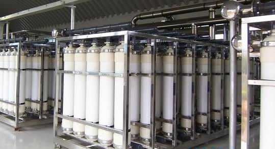 Sistem Penyaringan Air Limbah GMP, Sistem Reverse Osmosis Industri Minuman