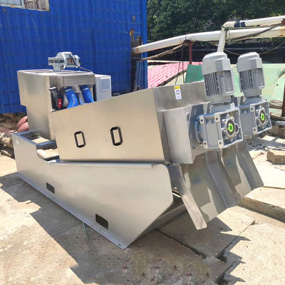 Pemisahan Cairan Padat SS304 Spiral Sludge Dewatering Machine Jenis Sekrup Otomatis