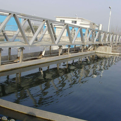 304 Stainless Steel Bridge Style Sludge Scraper Mesin Pengikis Lumpur Tangki Flotasi Udara